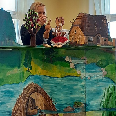 Divadlo Zajíci jdou do školky